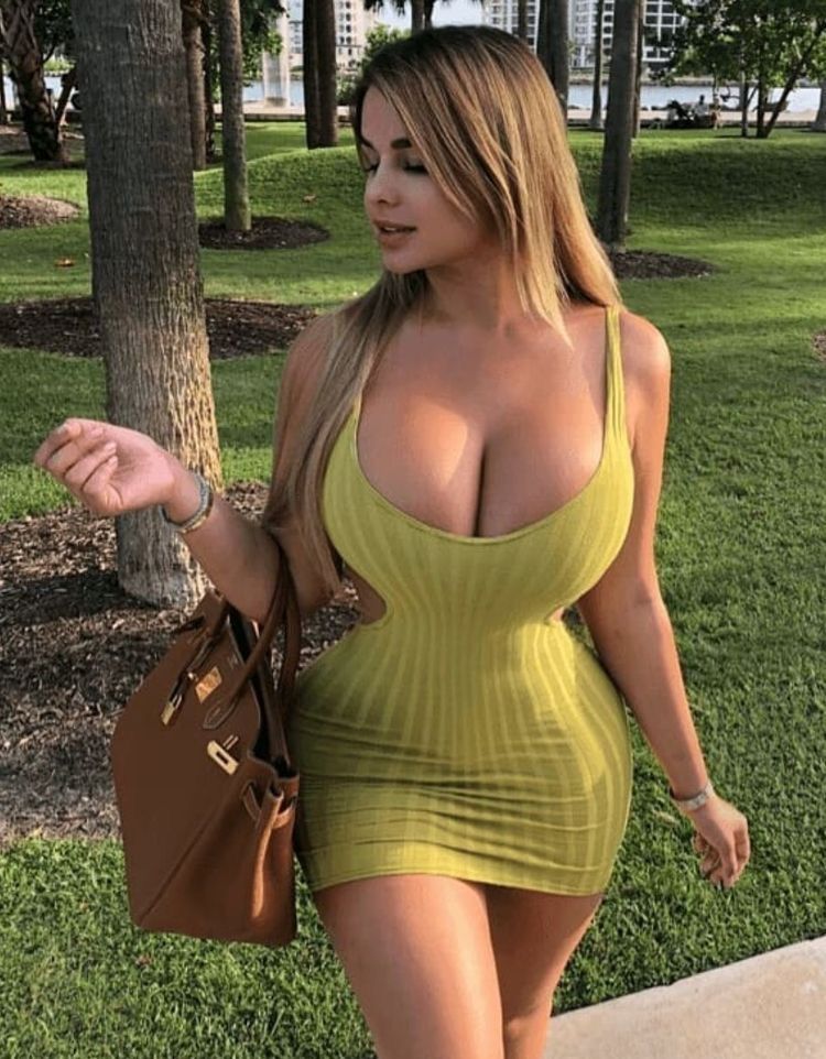 courtney hinrichs add anastasiya kvitko tits photo