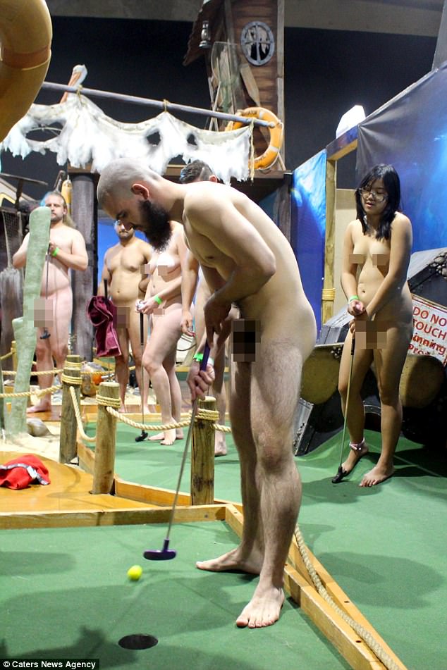 benjamin mcculloch add naked playing golf image