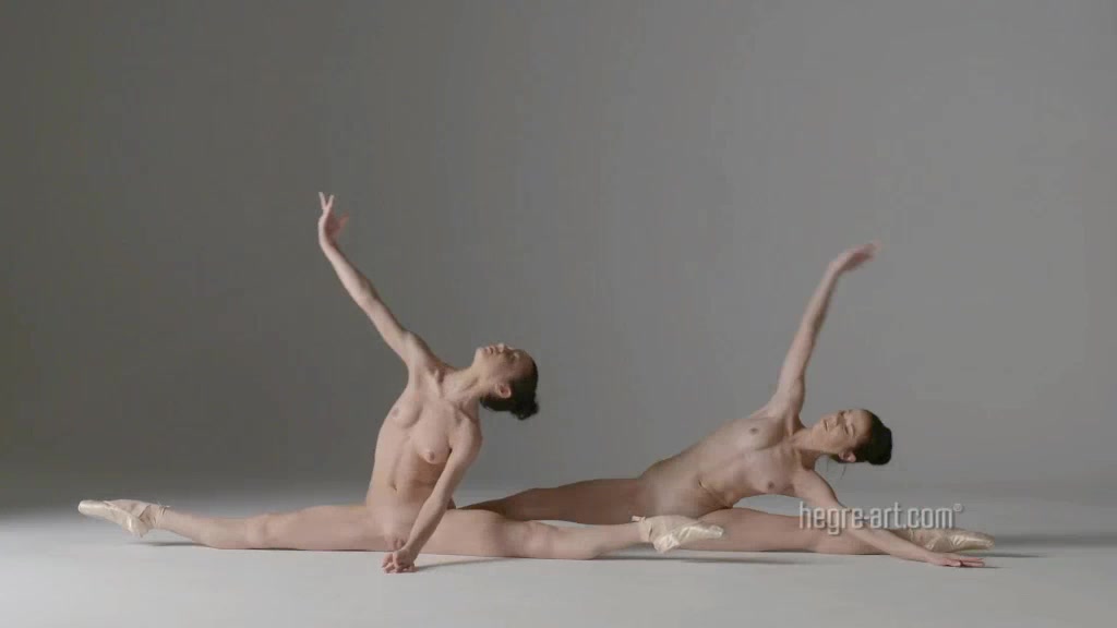 ben roscoe add ballerina twins porn photo