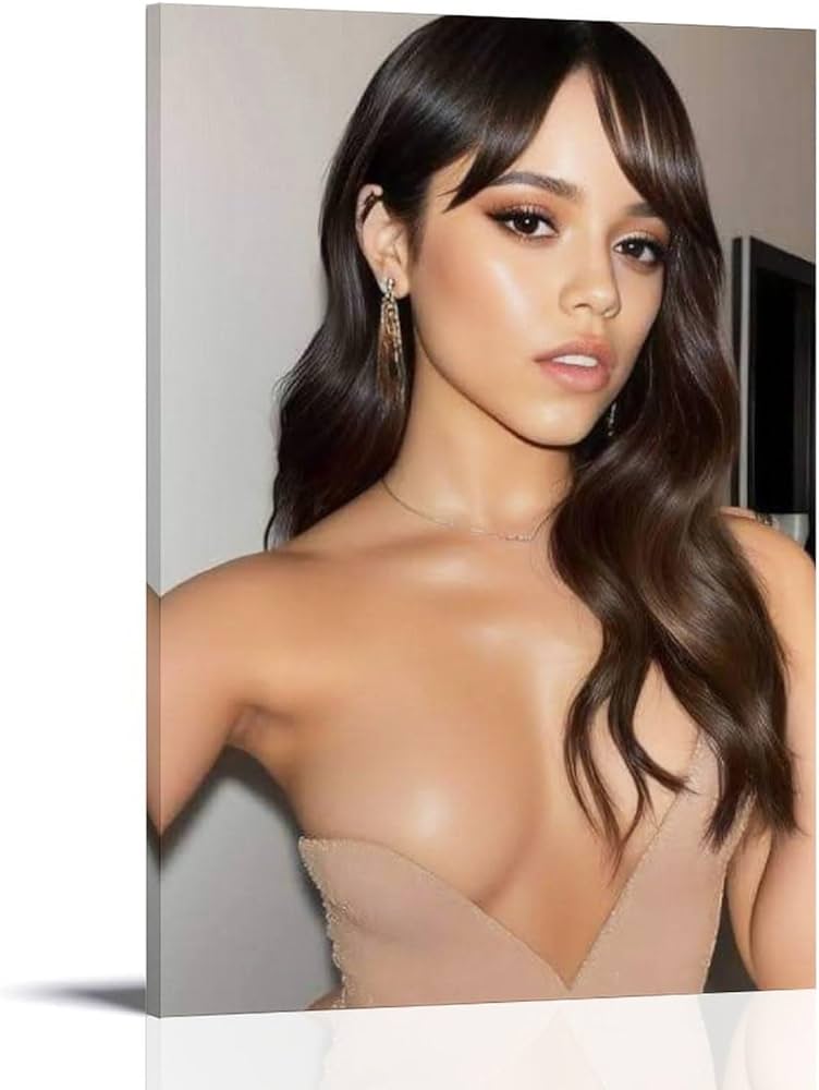 benish sana add jenna ortega tits photo