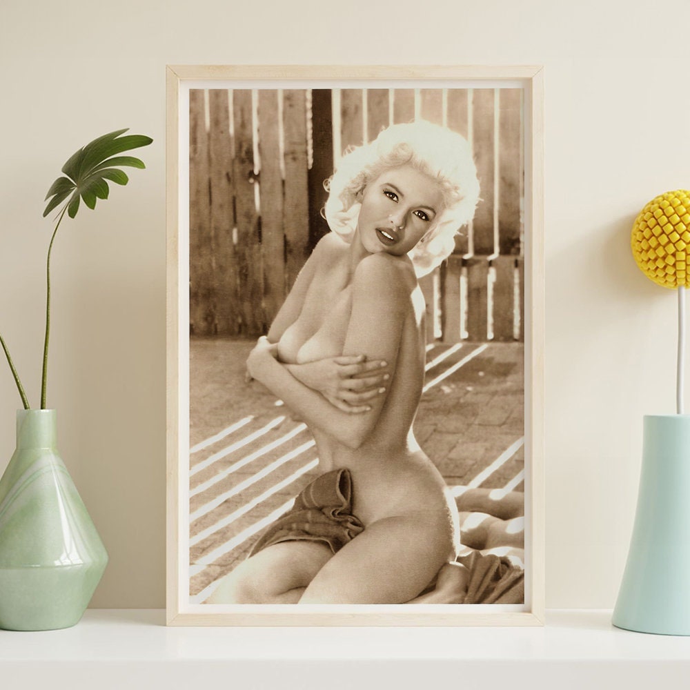 amy fonseka add jayne mansfield nue image