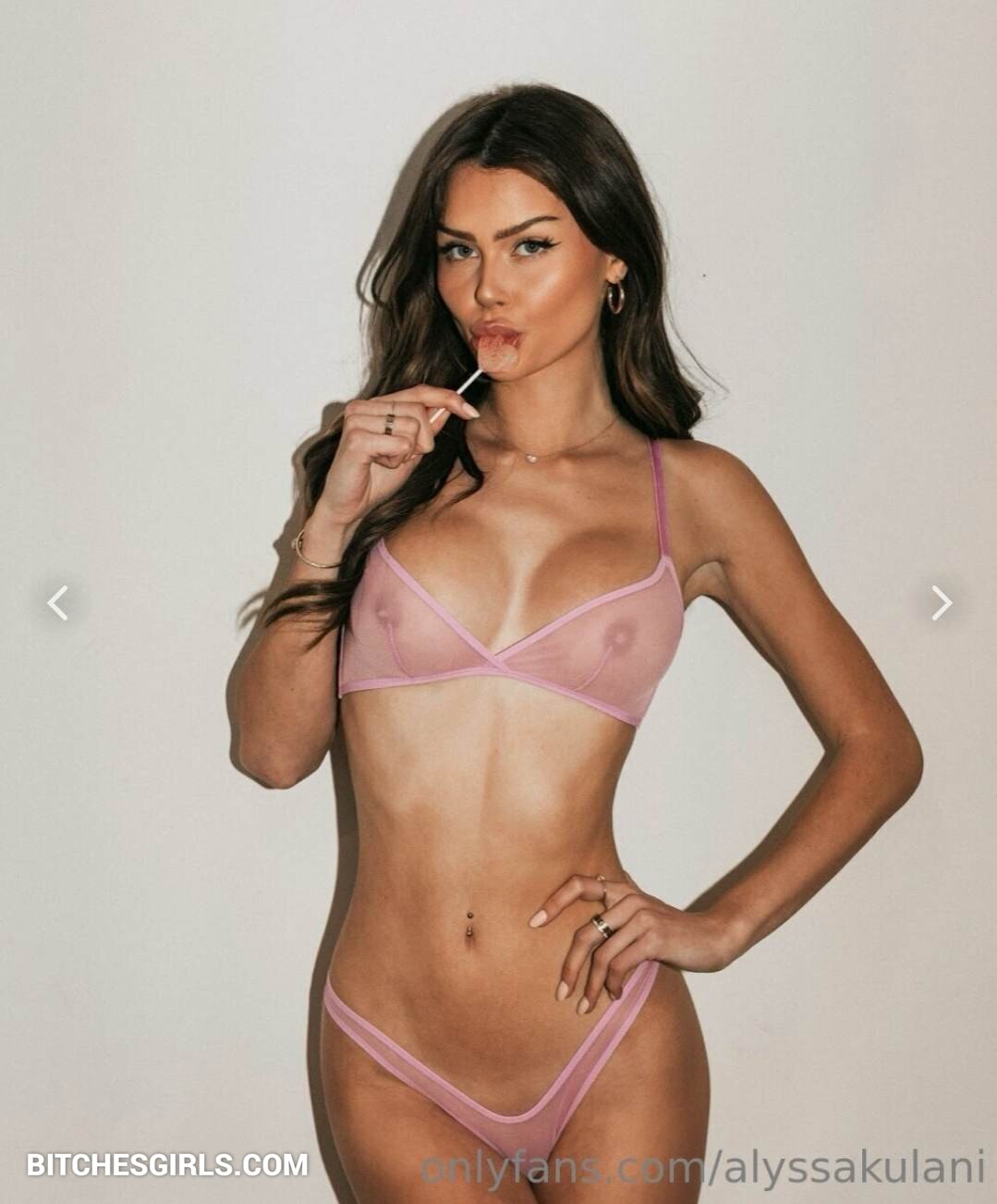 dominique banuelos add alyssa leak image