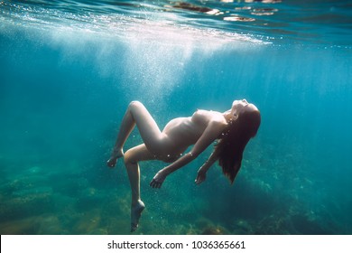 ammar mamoun ibrahim alhasi add nude women underwater photo