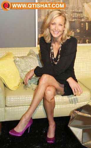 daniza vasquez add lara spencer legs image