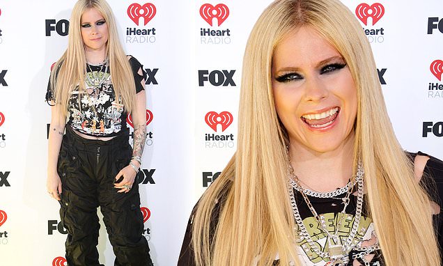 cj brown add avril lavigne height and weight photo