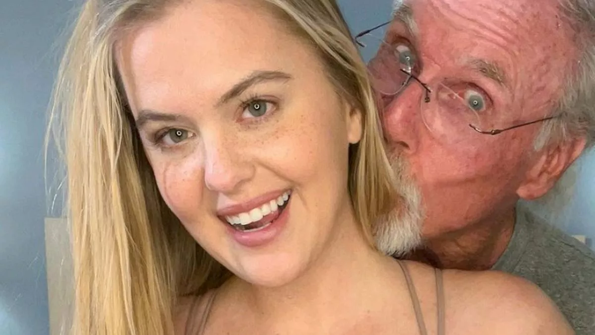 courtney holsinger add old grandpa sex photo