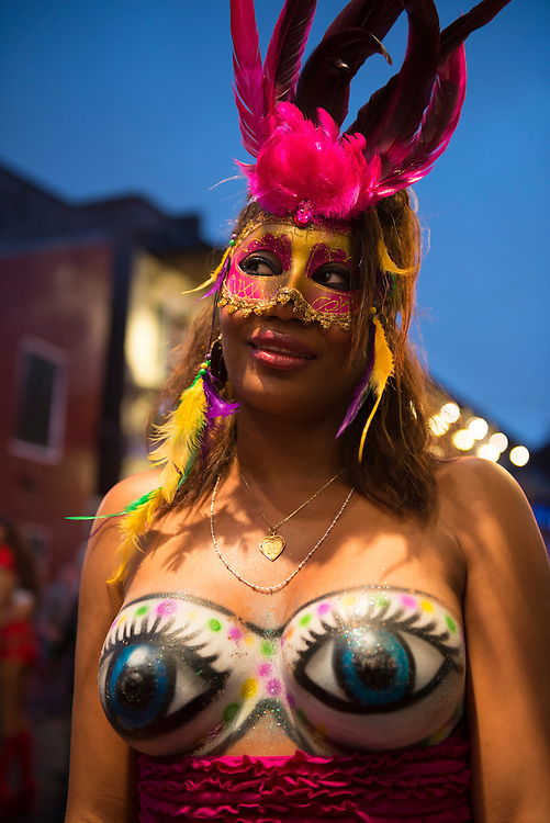 akash aggrawal add mardi gras tits photo