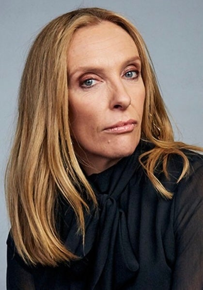 carrie travers add toni collette sexy image