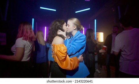 barry eglinton add drunk lesbian porno photo