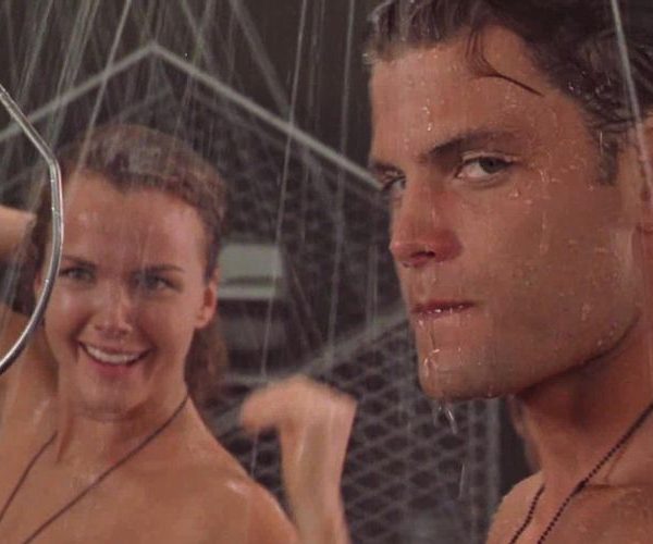 darko terzic add shower scene in starship troopers photo