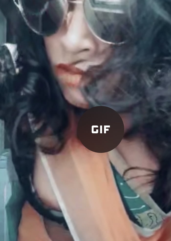 ayesha harper add tik tok slip photo