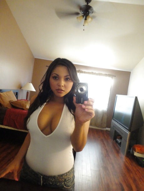 craig kitchen add big tittie selfies image