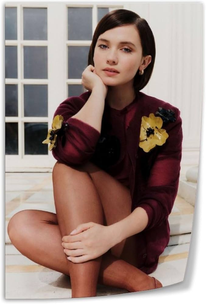 chanel sun add cailee spaeny hot photo