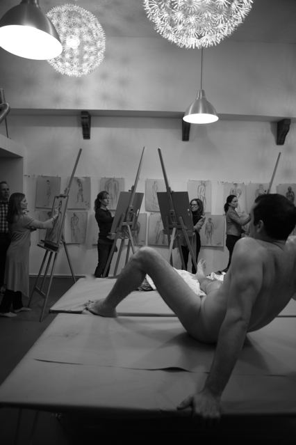 austin stradling add japanese naked art class image