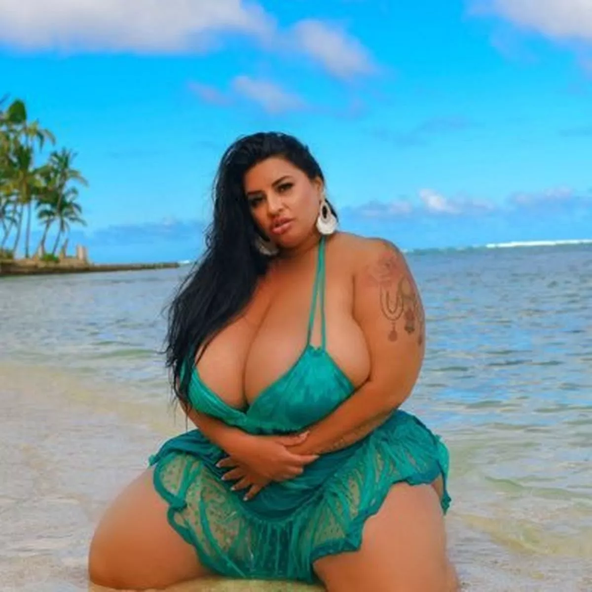 adeyemi habeeb add sofia rose bbw onlyfans photo