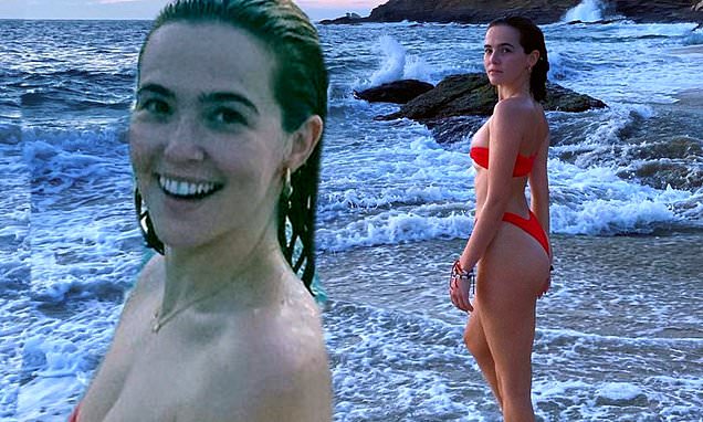 candice otis add lea thompson bikini photo