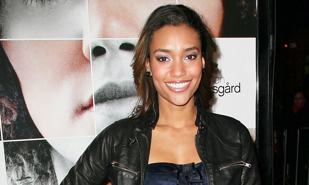 calvin seals add annie ilonzeh nude image