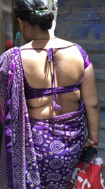 barkha jain add aunty spy bathing photo