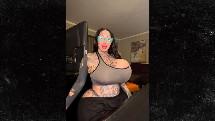 amarius norris add big morphed tits image