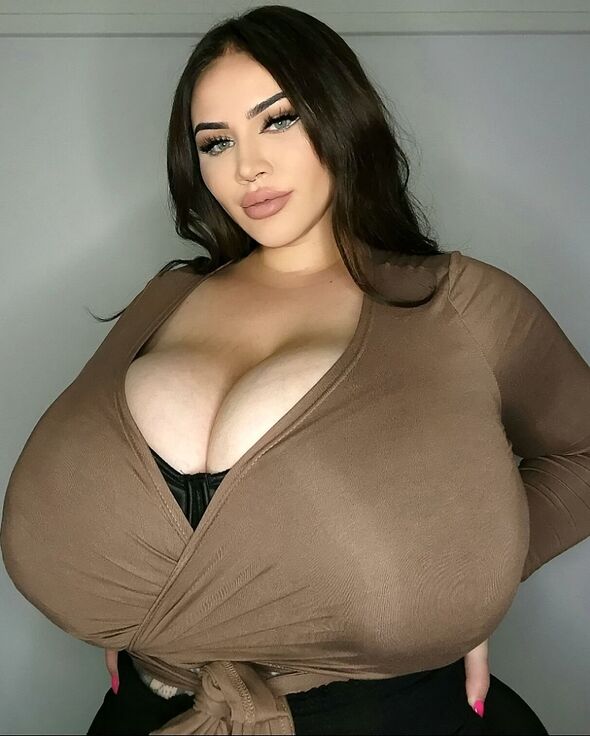 barbara roza add big boobs onlyfans photo