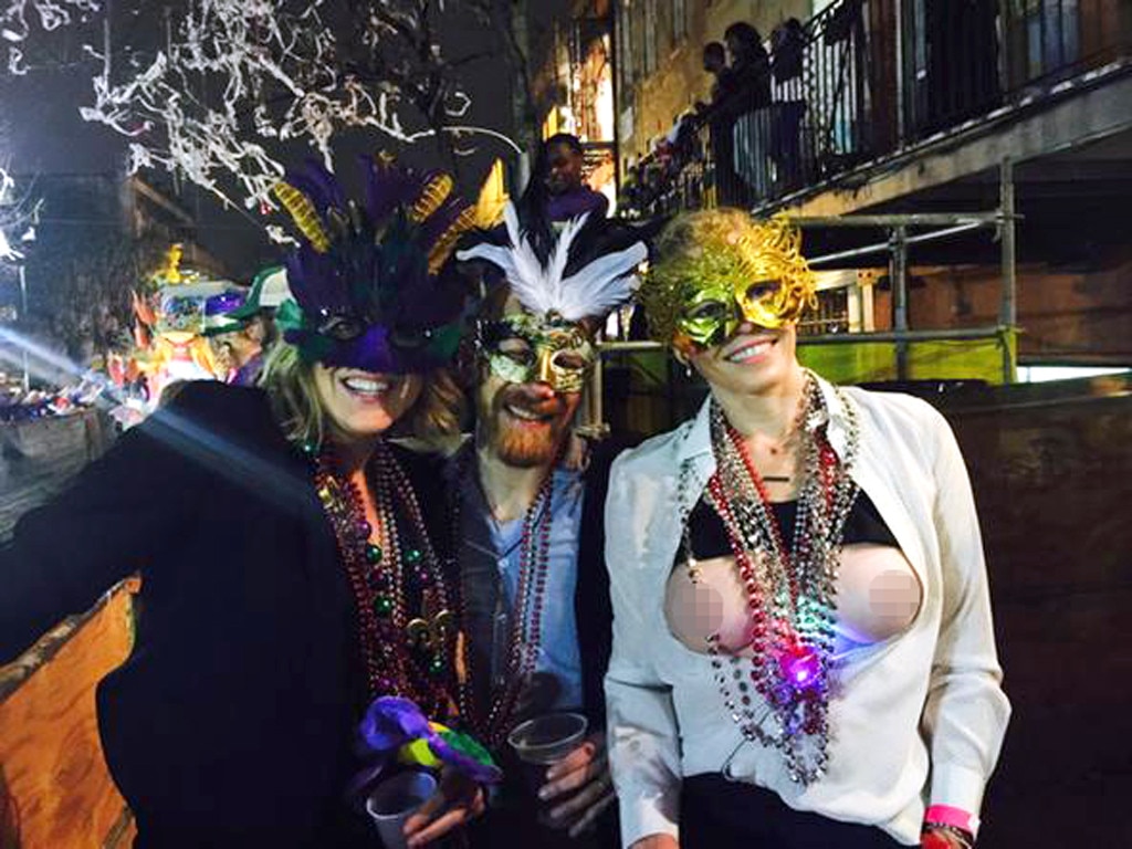 christian steinbruck add big tits mardi gras photo