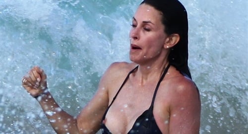 david wick add courteney cox nip slip image