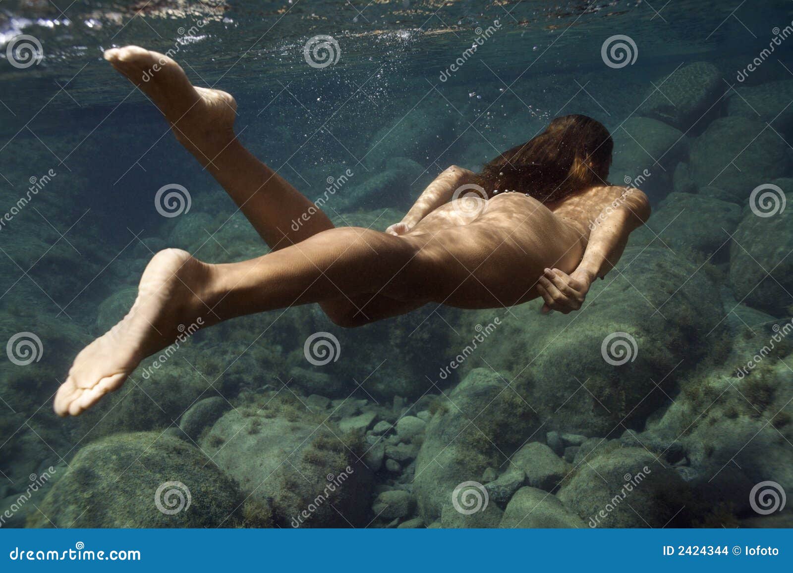 angela yount add nude women underwater photo