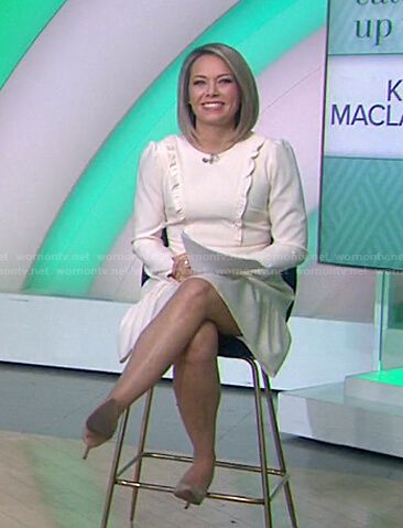 ching yun add dylan dreyer legs image