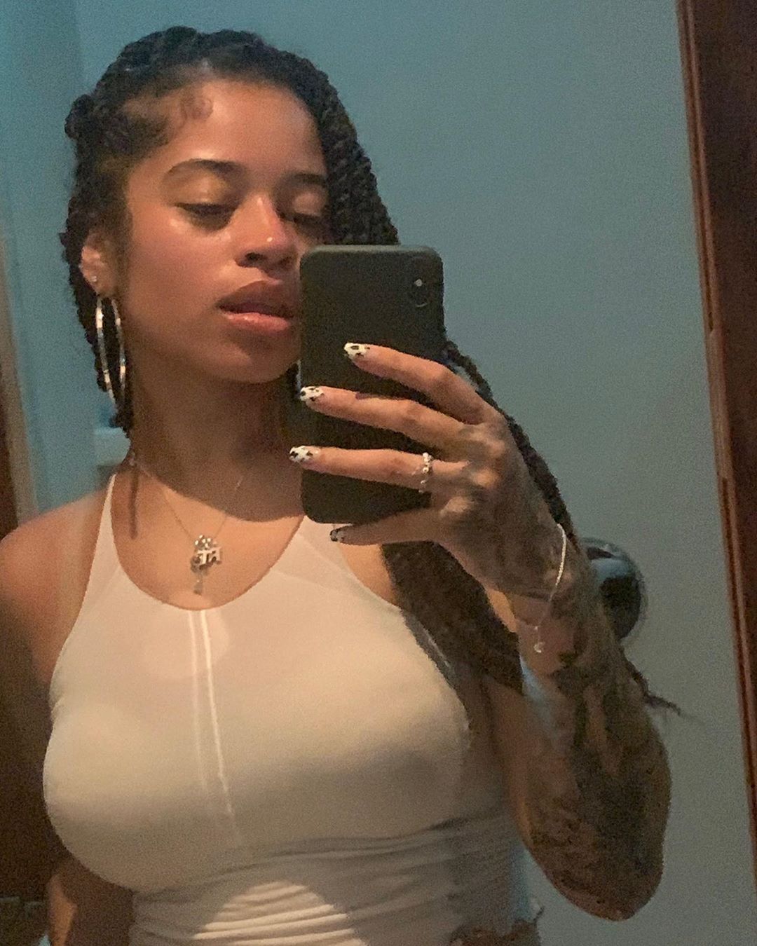 courtney hilt add ella mai sexy image