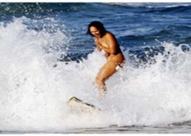 ayman al amir add naked chicks surfing photo