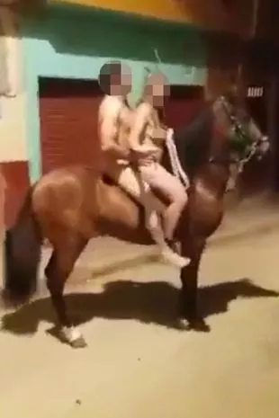 dnmez add naked women and horses image