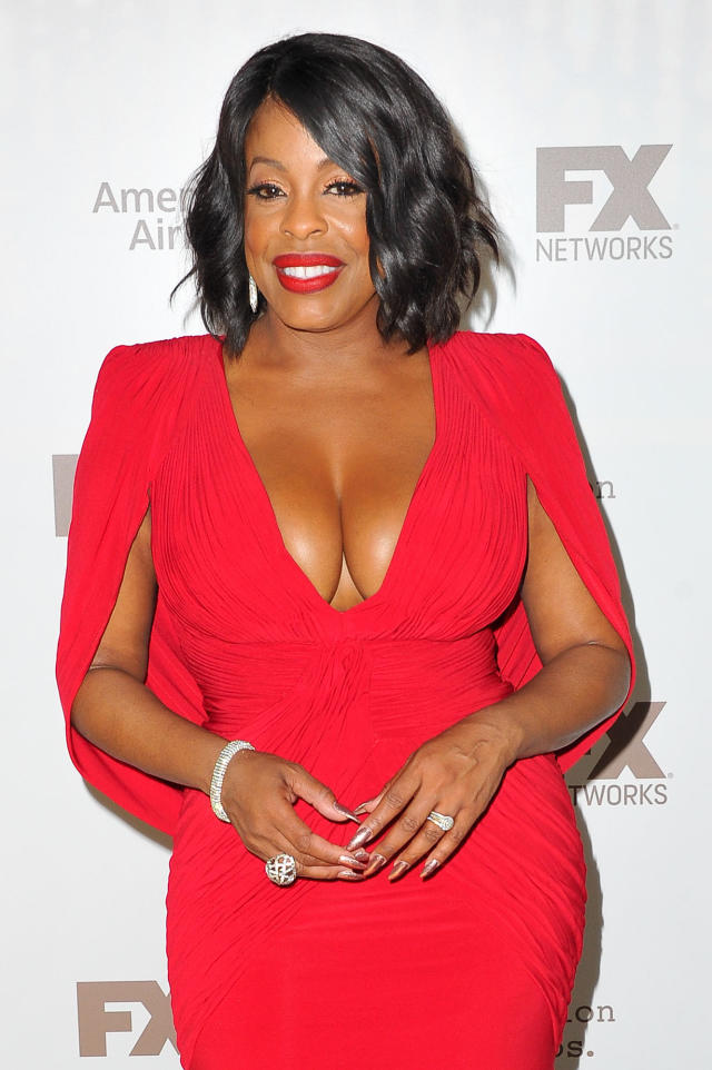 cloudy lu add niecy nash hot photo