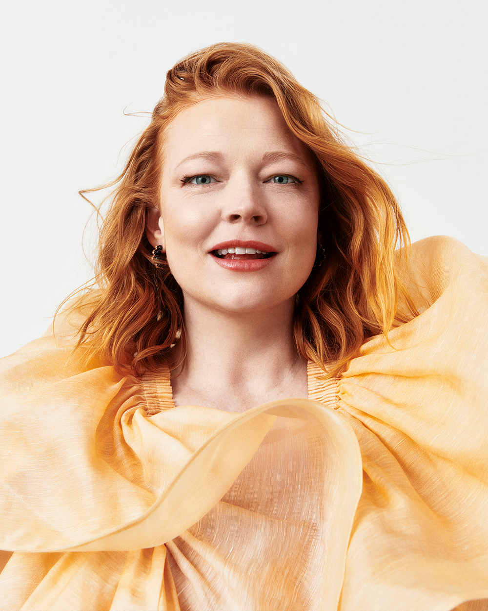 abhijit yeole add sarah snook tits photo