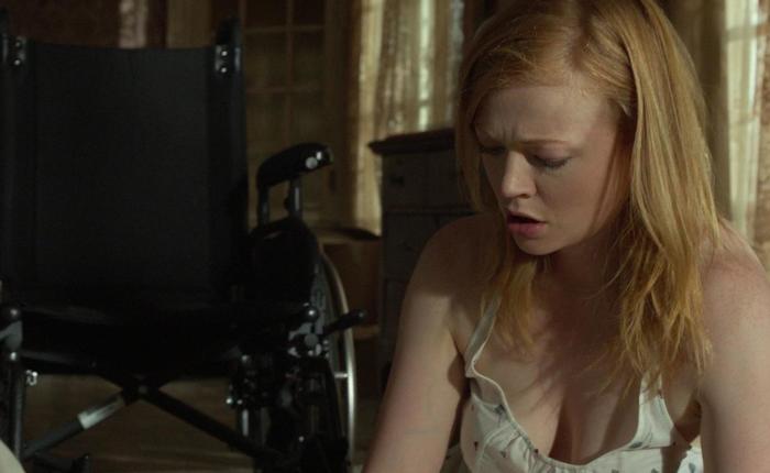 chandra roche add sarah snook tits image