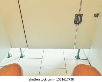 donald fail add spy cam in ladies toilet photo