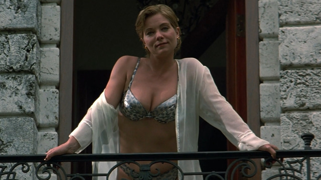 carolyn lortz add theresa russell nude photo